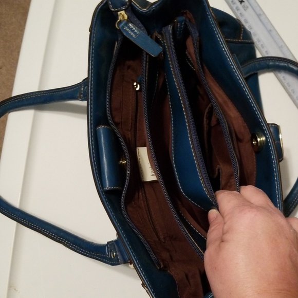 Liz Claiborne blue purse - Picture 4 of 6
